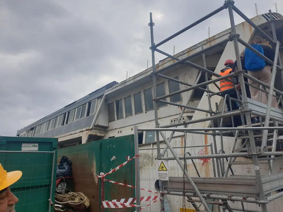 Iniziata la demolizione della Franca Real