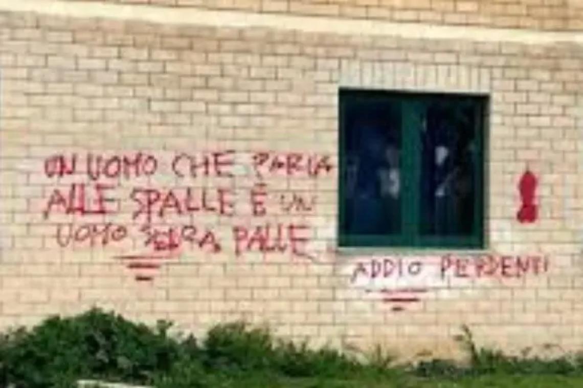 &ldquo;Cari bulli vi uccider&ograve; con le mie mani&rdquo;