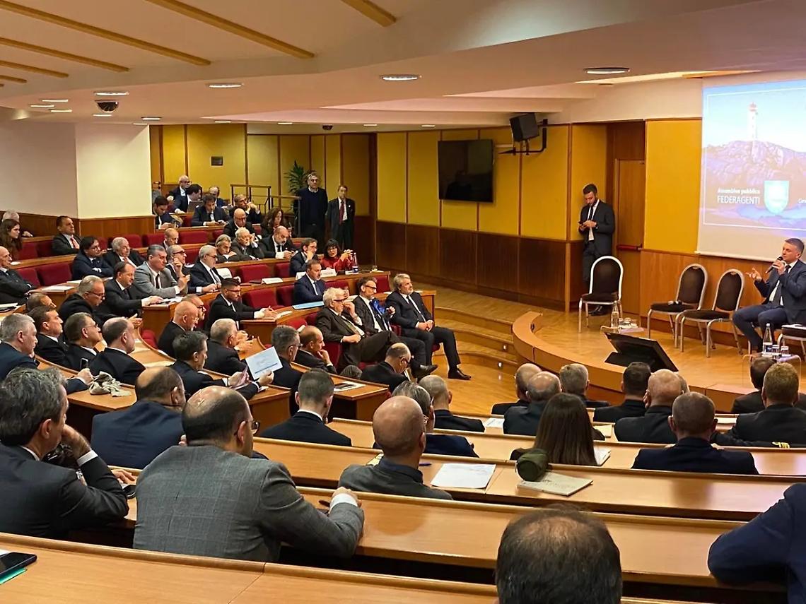 Mediterraneo al centro della logistica