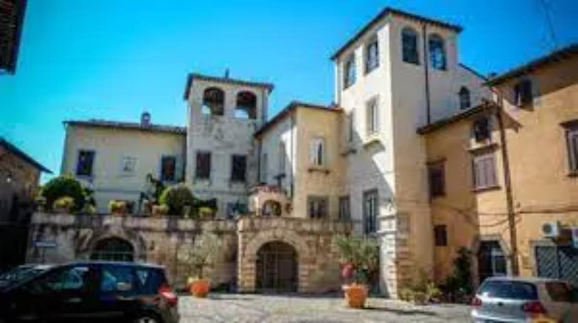 Riapre il cinema Albertone