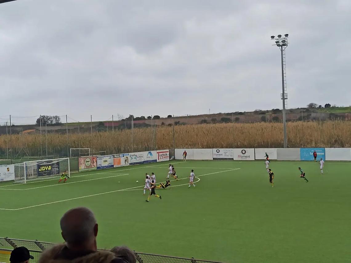 Il Ladispoli sfida il Centro Sportivo Primavera