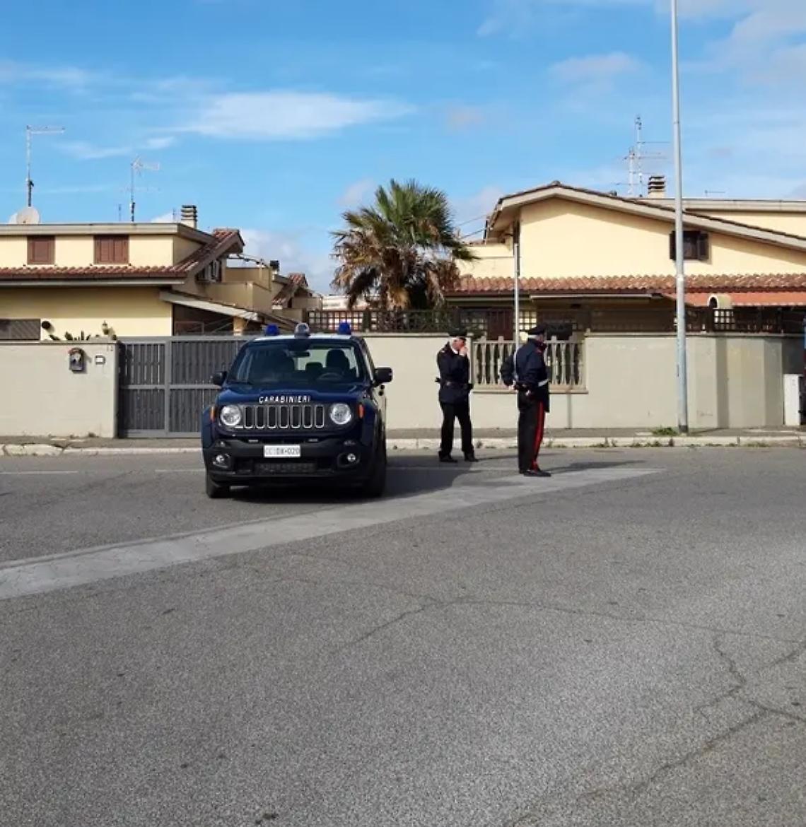 &laquo;Nonna mi servono soldi&raquo; e la derubano