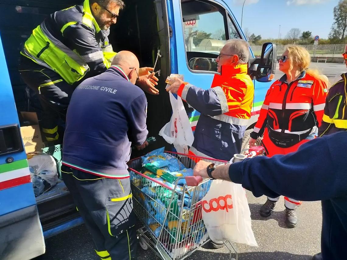 Successo per la raccolta alimentare di Prociv e Cerveteri Runner