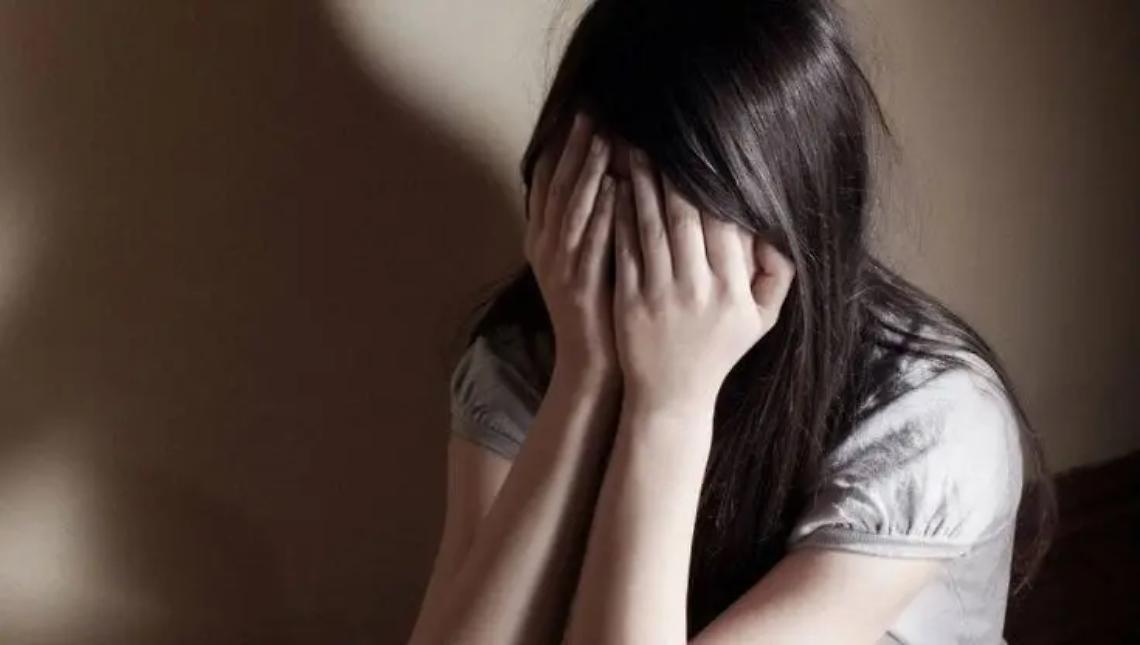 Violenza sessuale su una 15enne: giudizio immediato per due operai