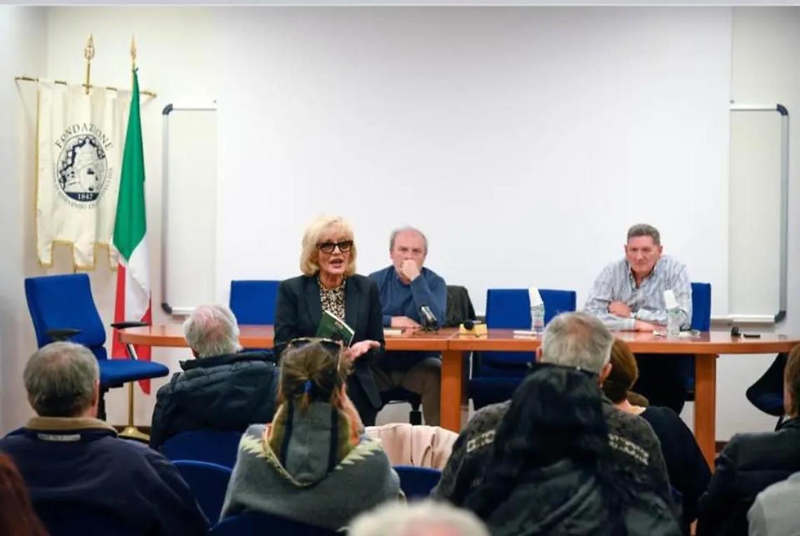 Viaggio nella Tuscia, la presentazione dell&rsquo;opera accende uno stimolante dibattito