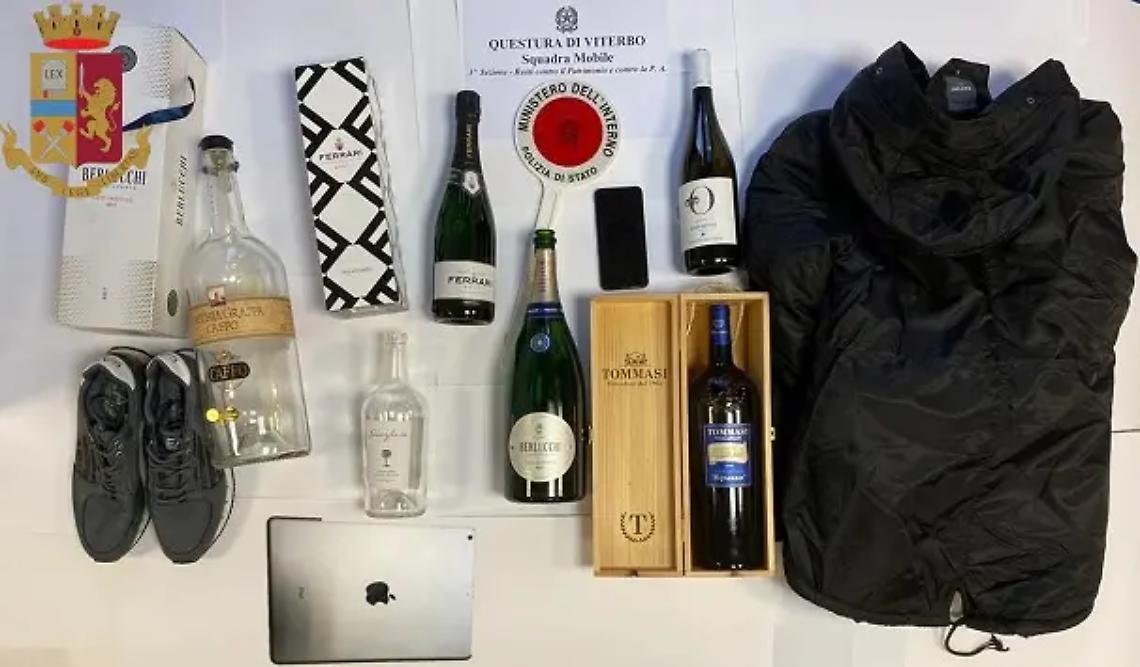 Furti in centro, arrestato ladro seriale