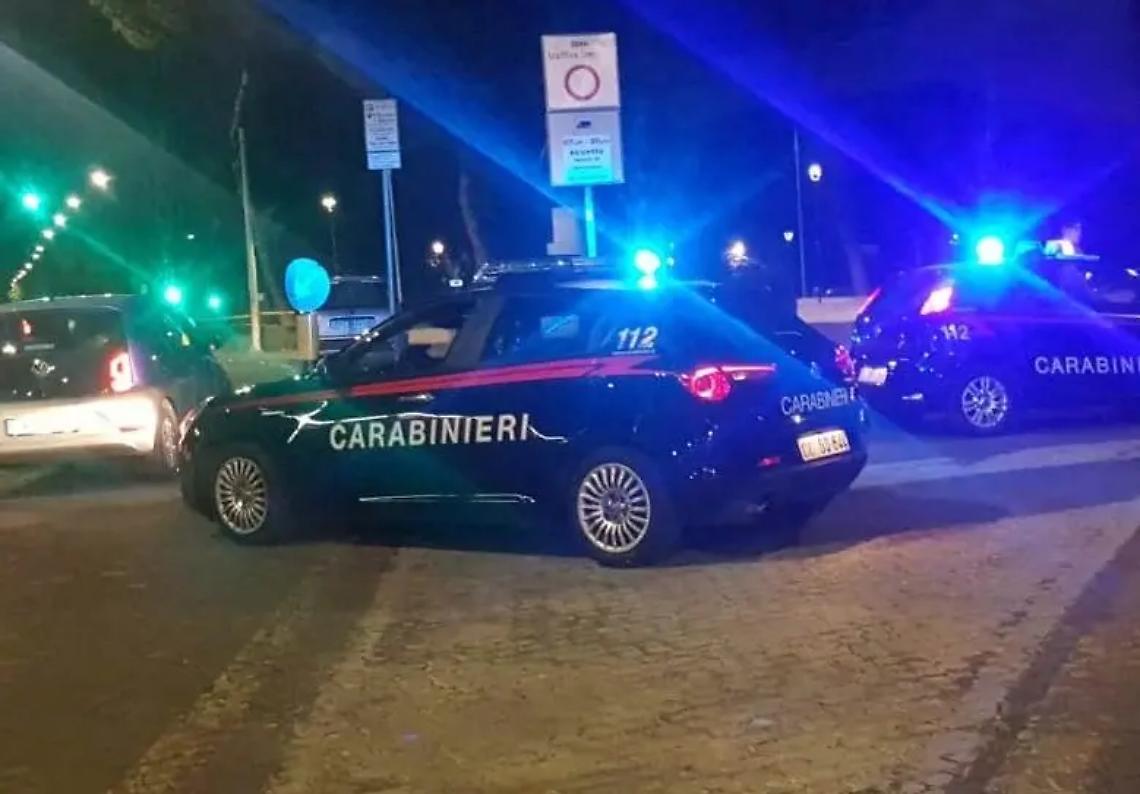 Coltelli e droga in auto: un arresto a Civitavecchia