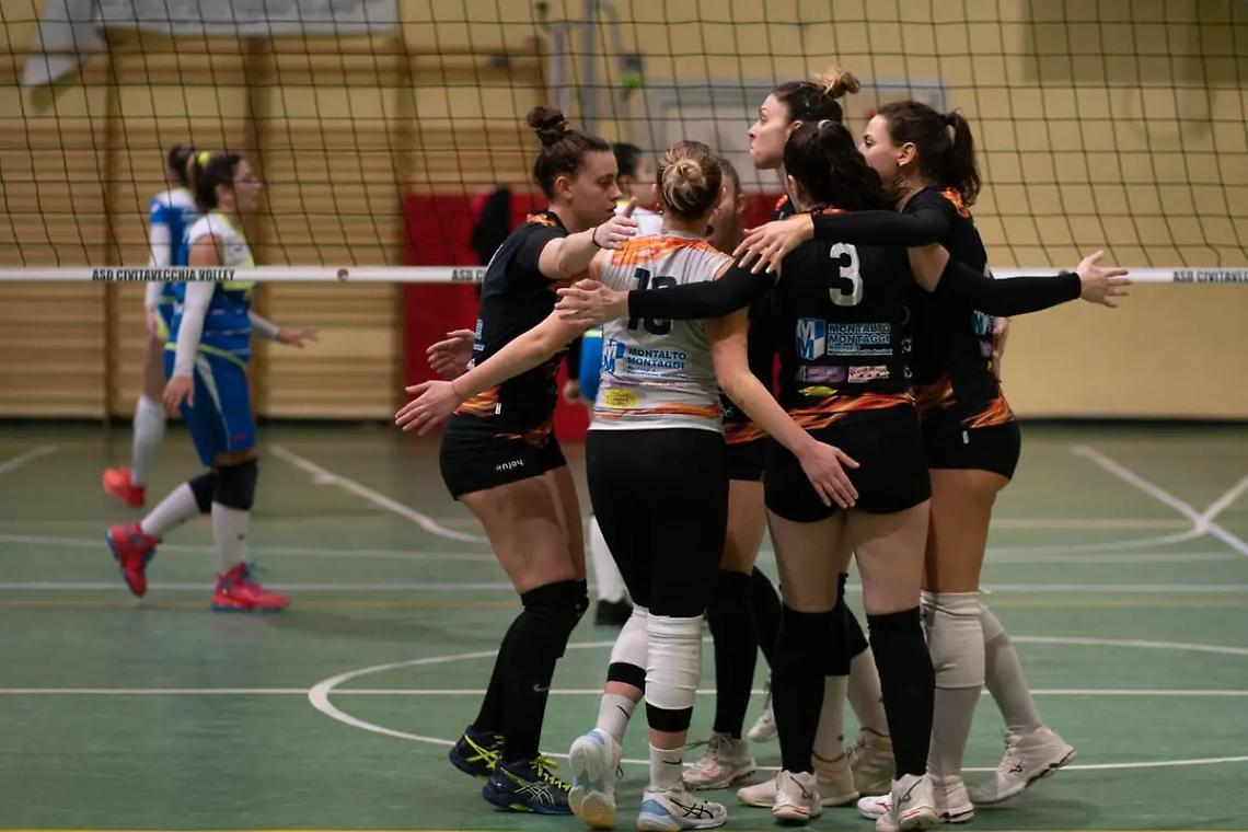 La Comal Civitavecchia Volley Academy fa un altro balzo verso la zona playoff