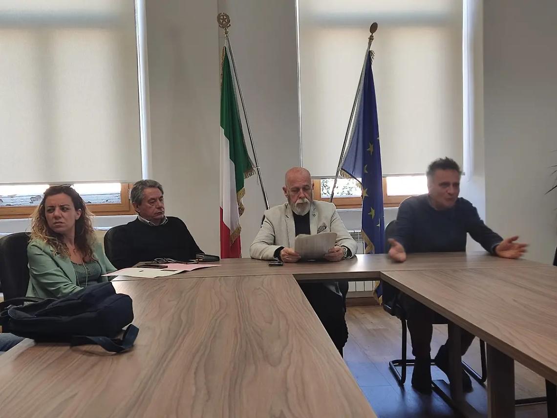 Un bando per ridare vita al mercato