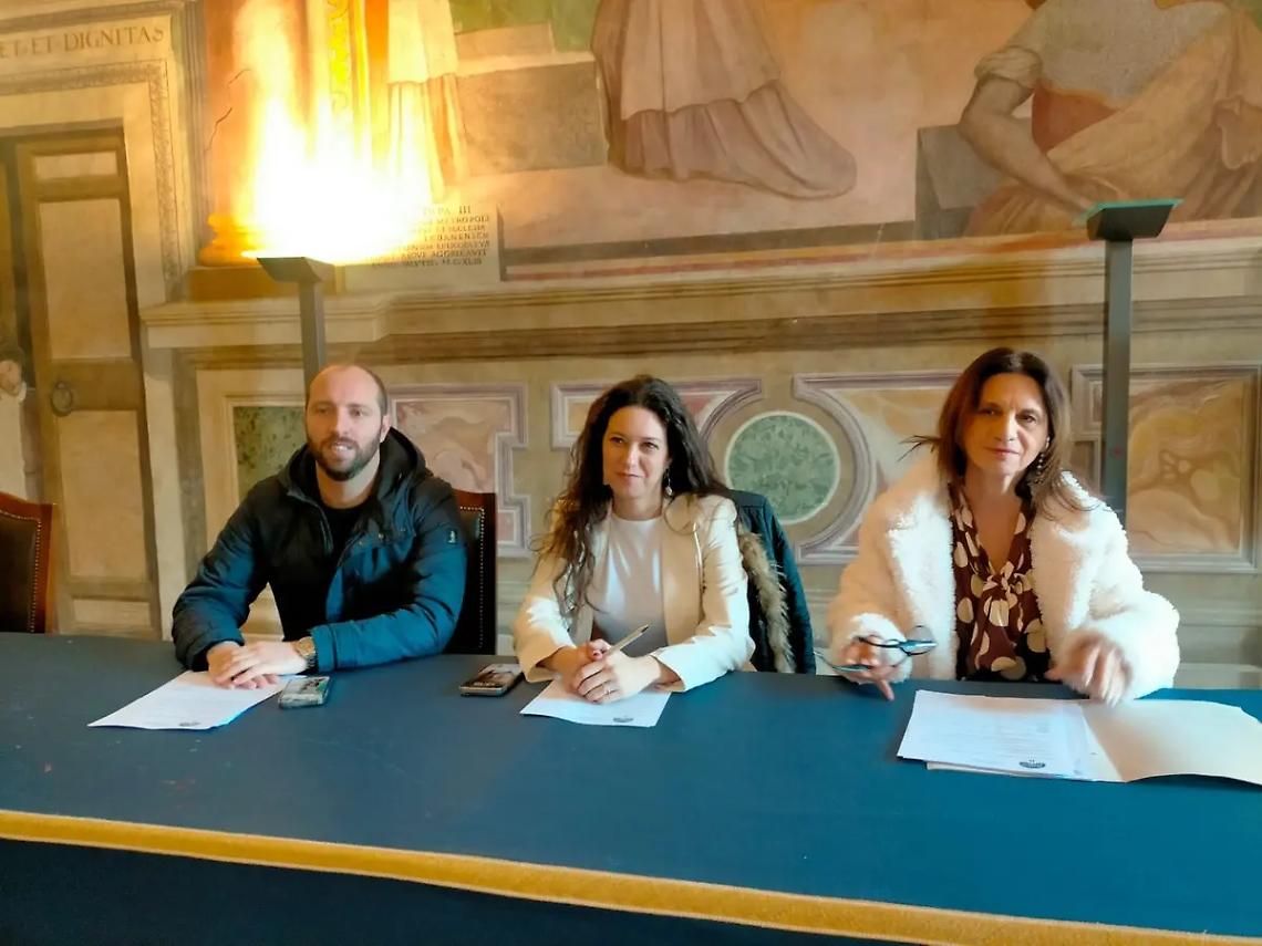 &laquo;Servono pi&ugrave; fondi per l&rsquo;assistenza domiciliare&raquo;