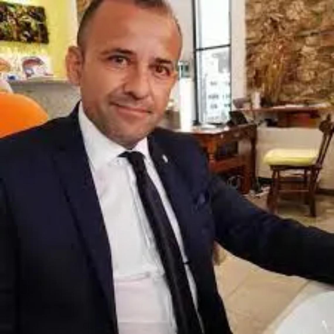 Fabrizio Fronti lascia la maggioranza