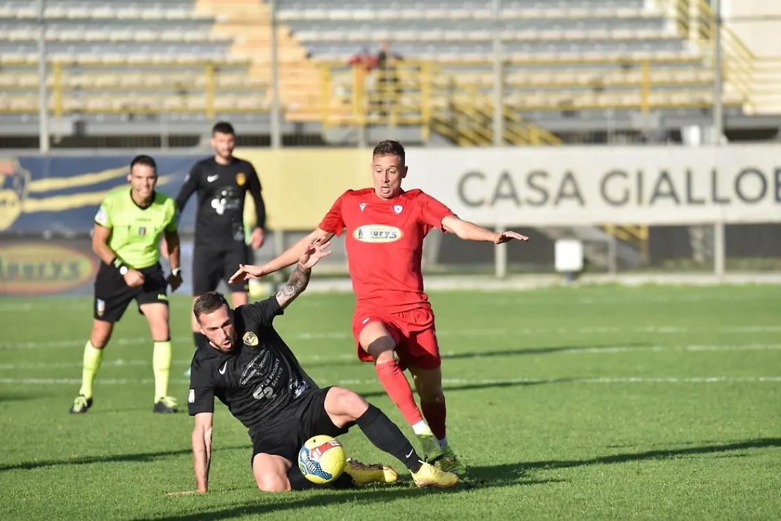 Un derby per riaccendere le speranze: il pareggio non basta