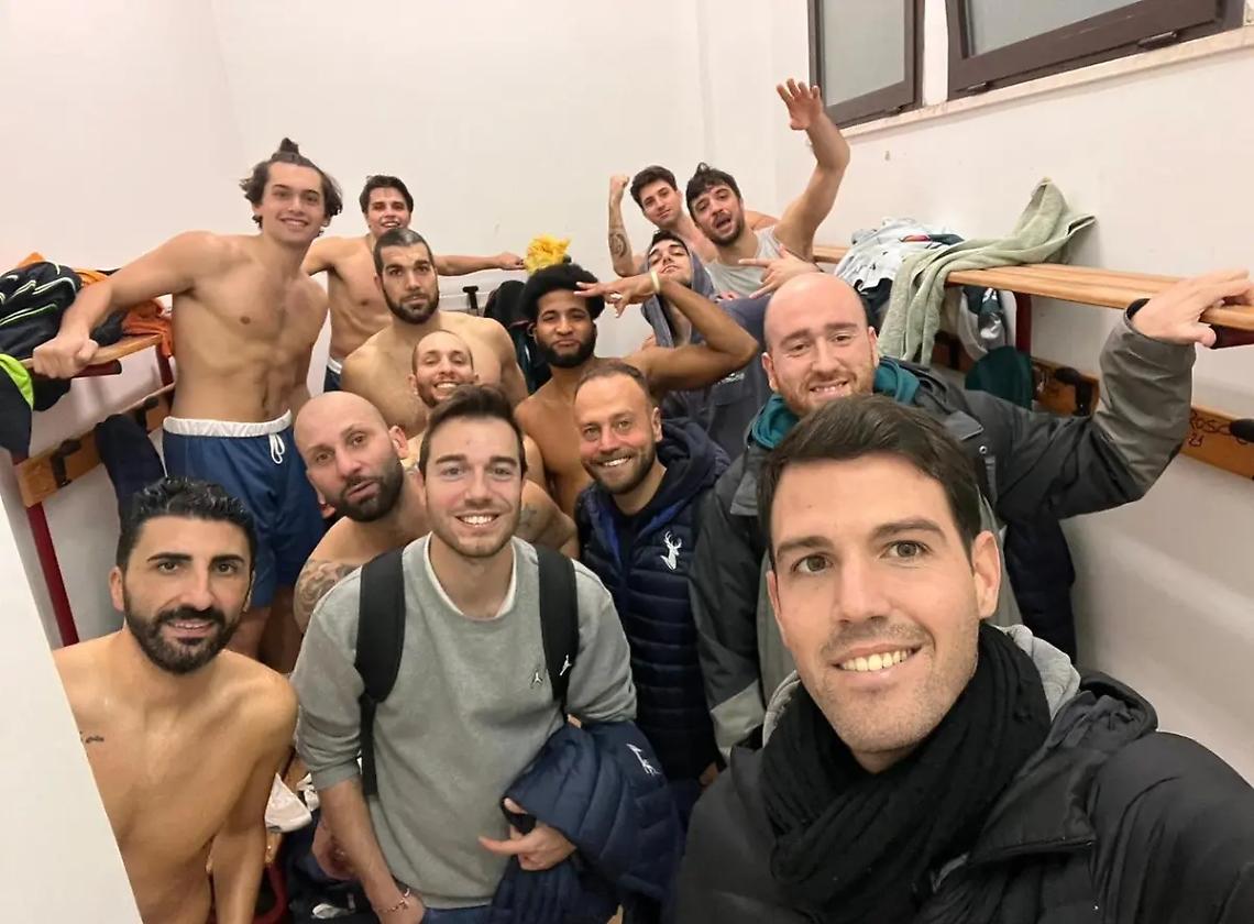 Rifugiato politico, stella del basket