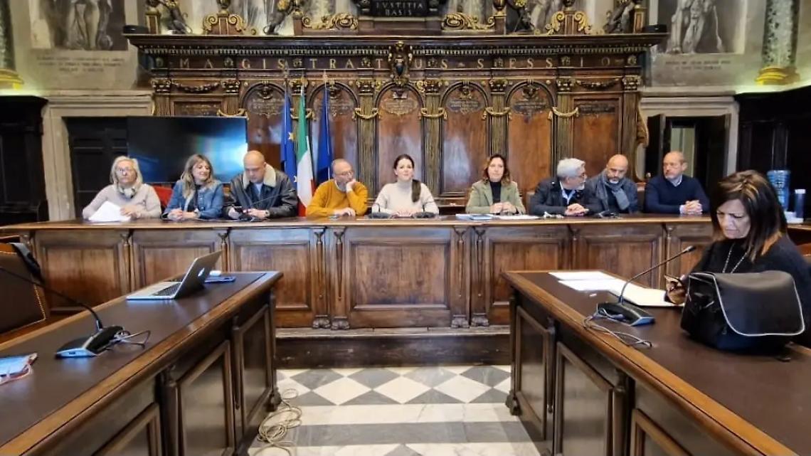 &laquo;&Egrave; il bilancio di giunta e maggioranza&raquo;