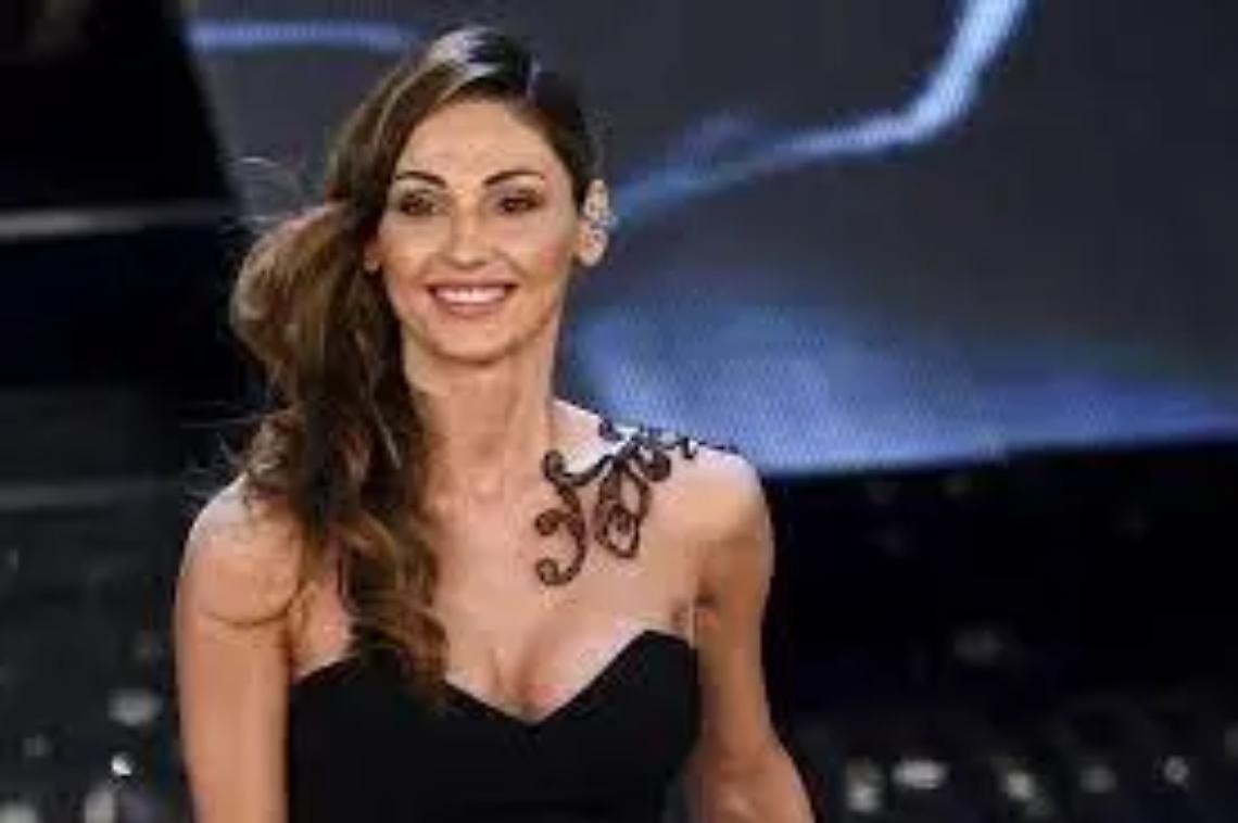 Anna Tatangelo in concerto a Vasanello