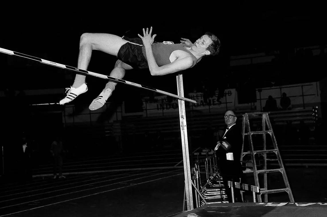 Dick Fosbury, l&rsquo;uomo del salto in alto