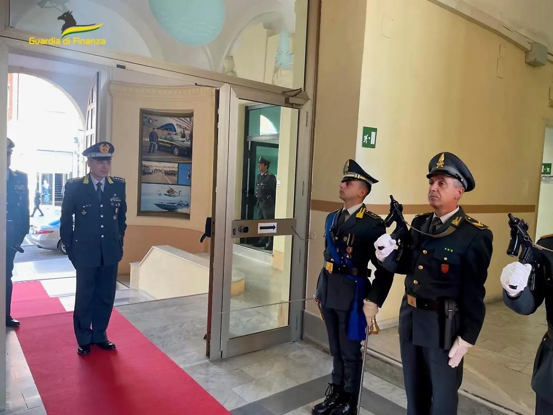 Gdf, il comandante interregionale dell&rsquo;Italia centrale Buratti in visita a Civitavecchia