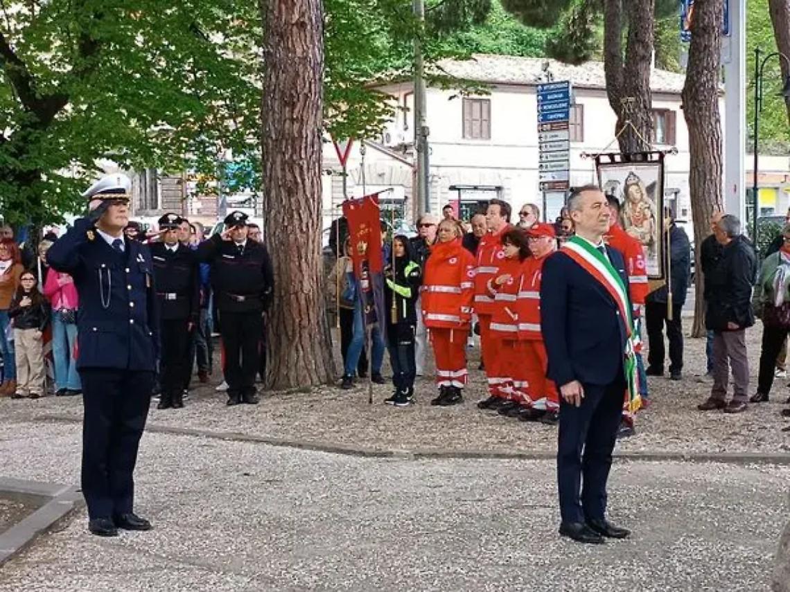Il sindaco Camilli omaggia i Caduti a Soriano e a Chia