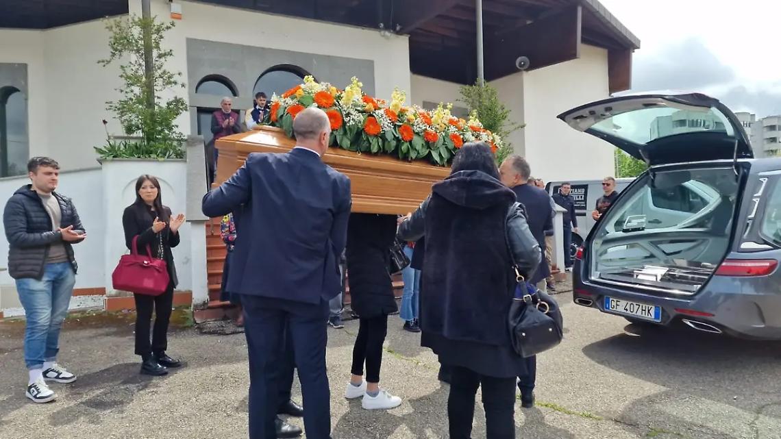 L&rsquo;ultimo saluto ad Armandino, lo skater