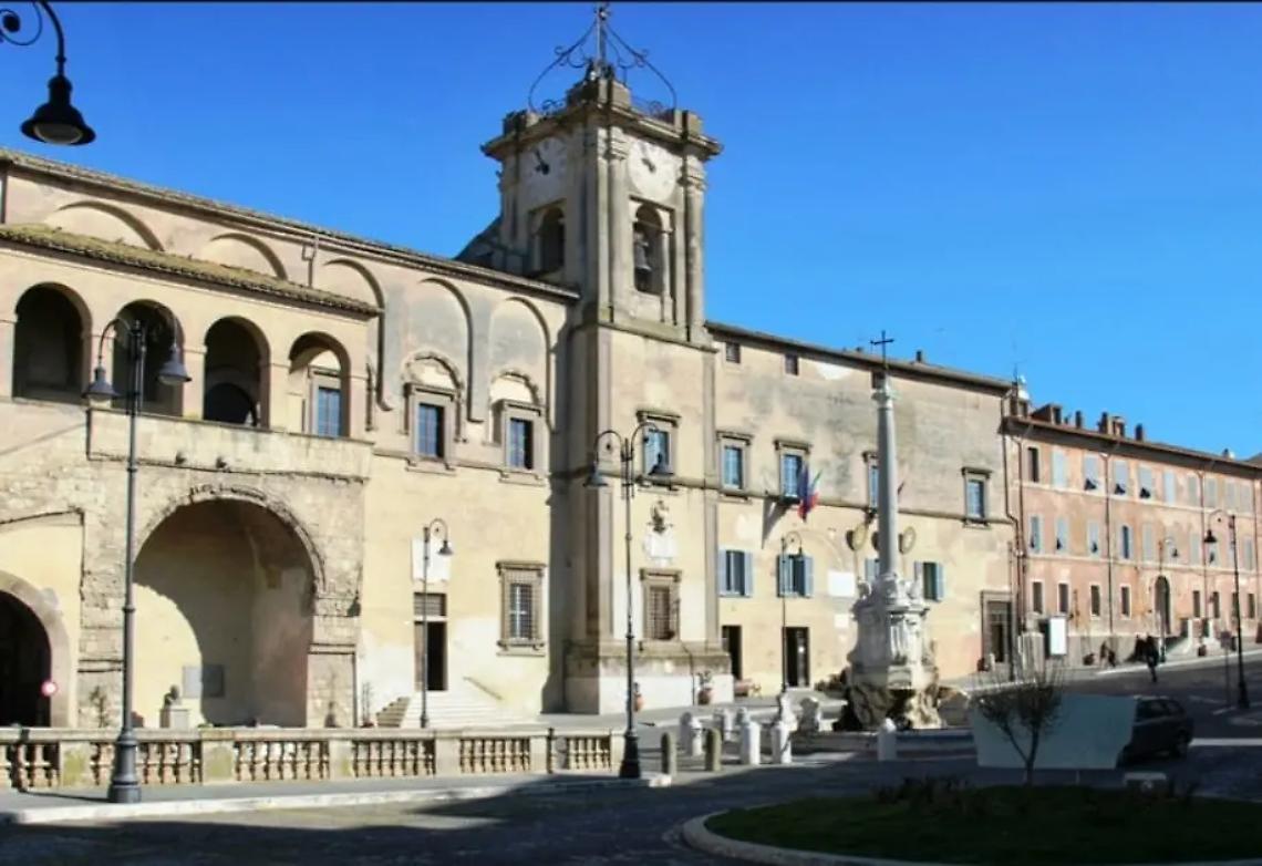 Tarquinia, la revoca delle deleghe a Martina Tosoni scatena la politica. Intanto gi&agrave; si parla di new entry