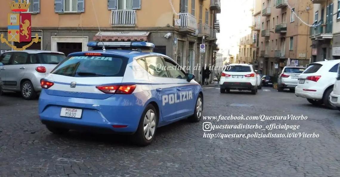 Litiga con il compagno e lo ferisce con un coltello