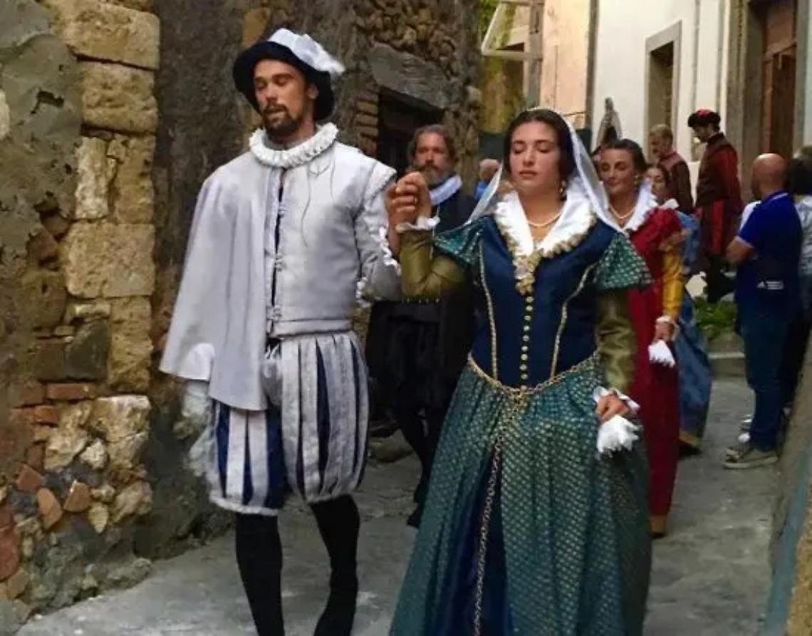 Tutto pronto per la rievocazione storica del matrimonio tra Federico Baglioni e Curia Piccolomini Todeschini