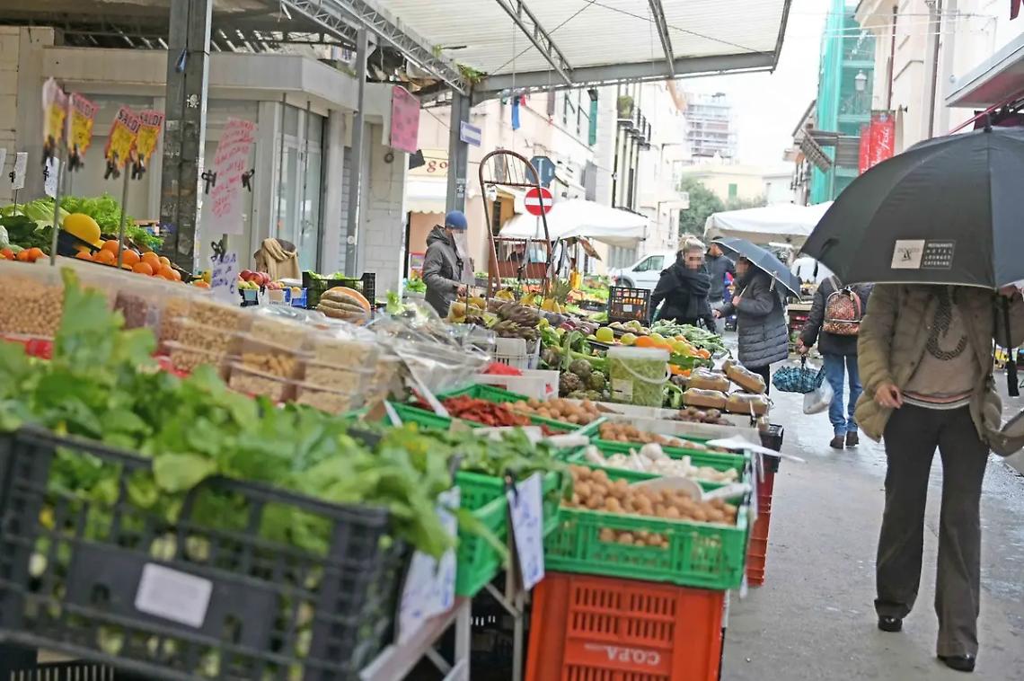 Mercato, sopralluogo del Pincio