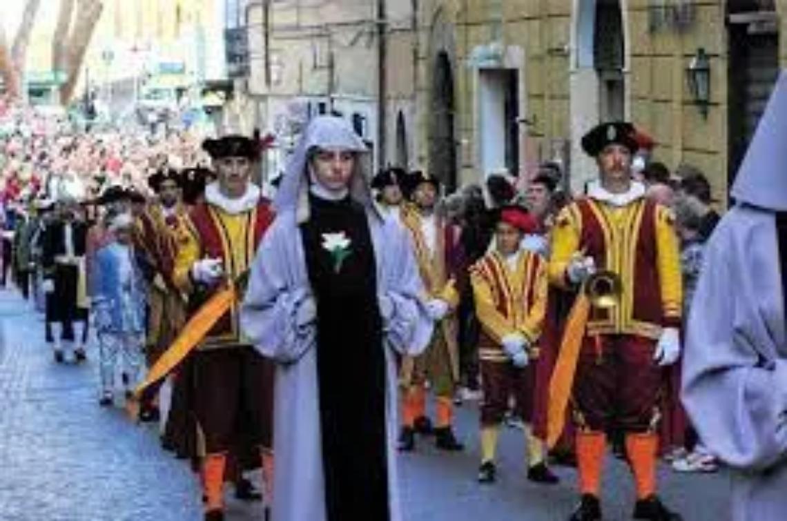 Corteo storico, al via le prove di assegnazione costumi