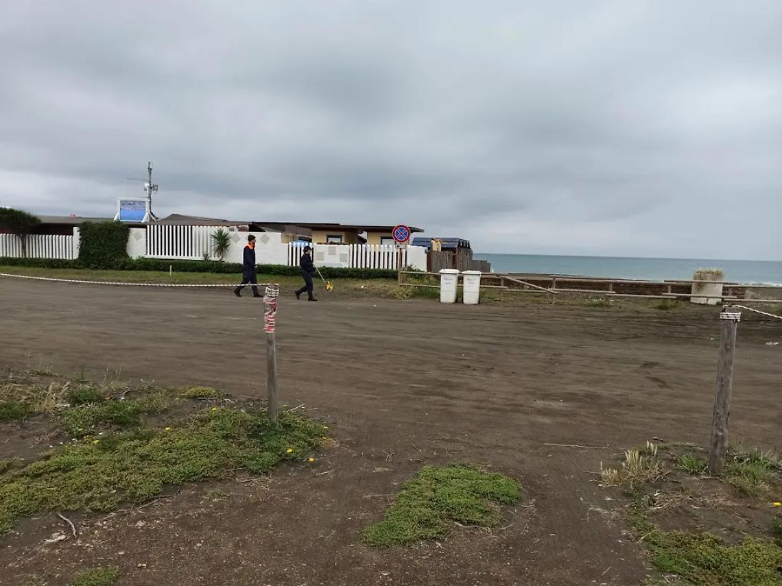 Altri sigilli: la Capitaneria di porto non si ferma