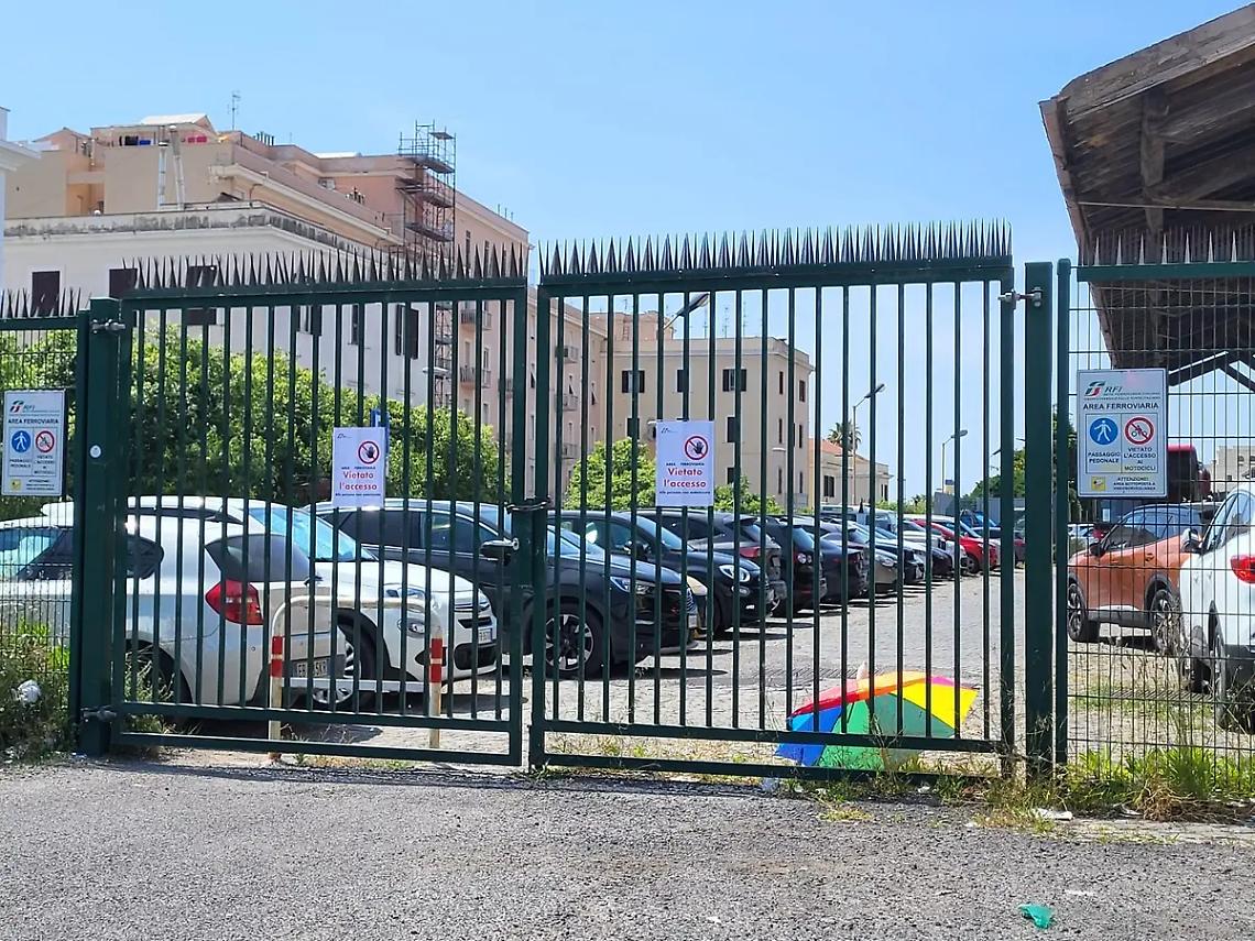 Cancello chiuso, Giammusso: &laquo;Problema di sicurezza&raquo;