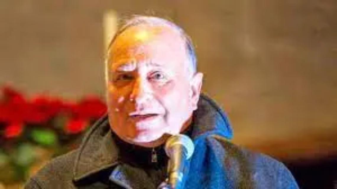 Cittadinanza onoraria a don Alberto Canuzzi: il consiglio comunale approva la delibera