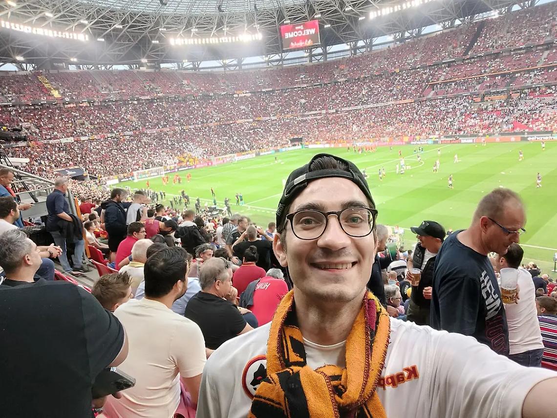 Il buongiorno e l'oroscopo di oggi