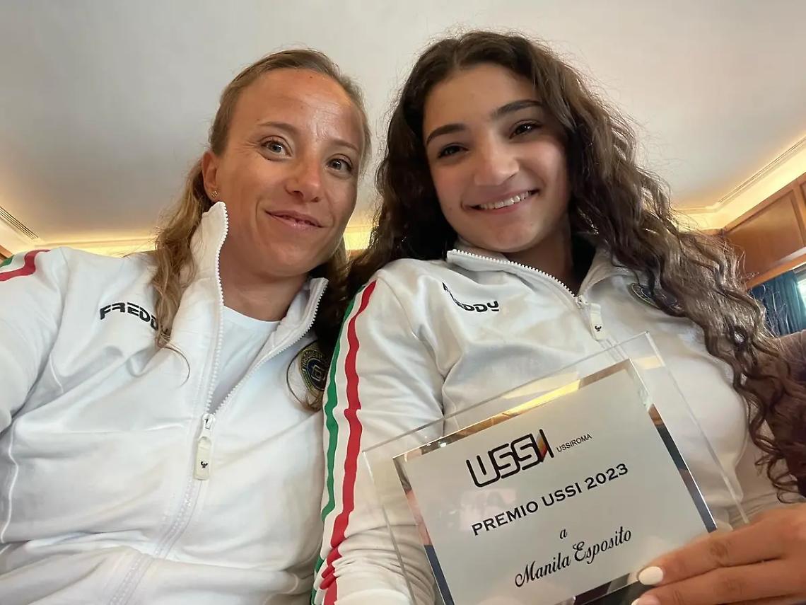 As Gin, Manila Esposito insignita del premio Ussi al circolo Aniene di Roma