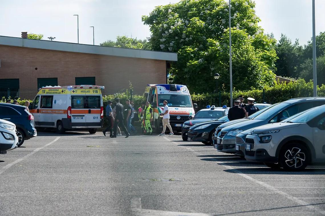 Roma, bimba di un anno muore in macchina &ldquo;dimenticata&rdquo; dal pap&agrave;