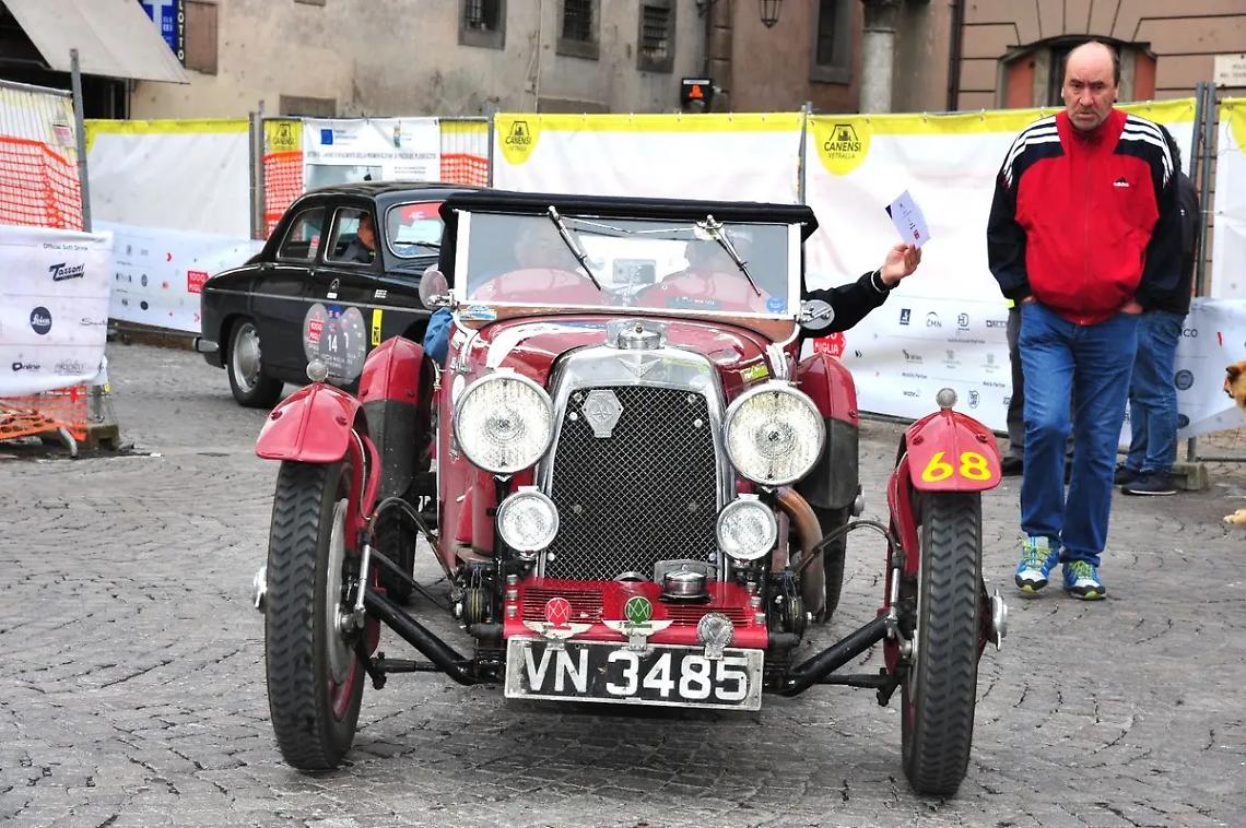 Mille Miglia: i motori conquistano Viterbo