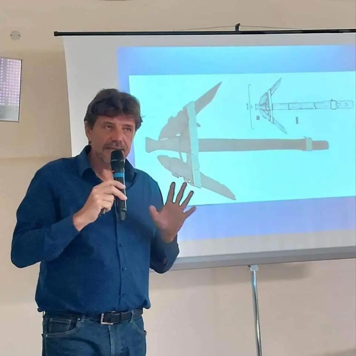 Restauro dell&rsquo;ancora lignea, Cusin: &laquo;Una storia di ritardi e negligenze&raquo;