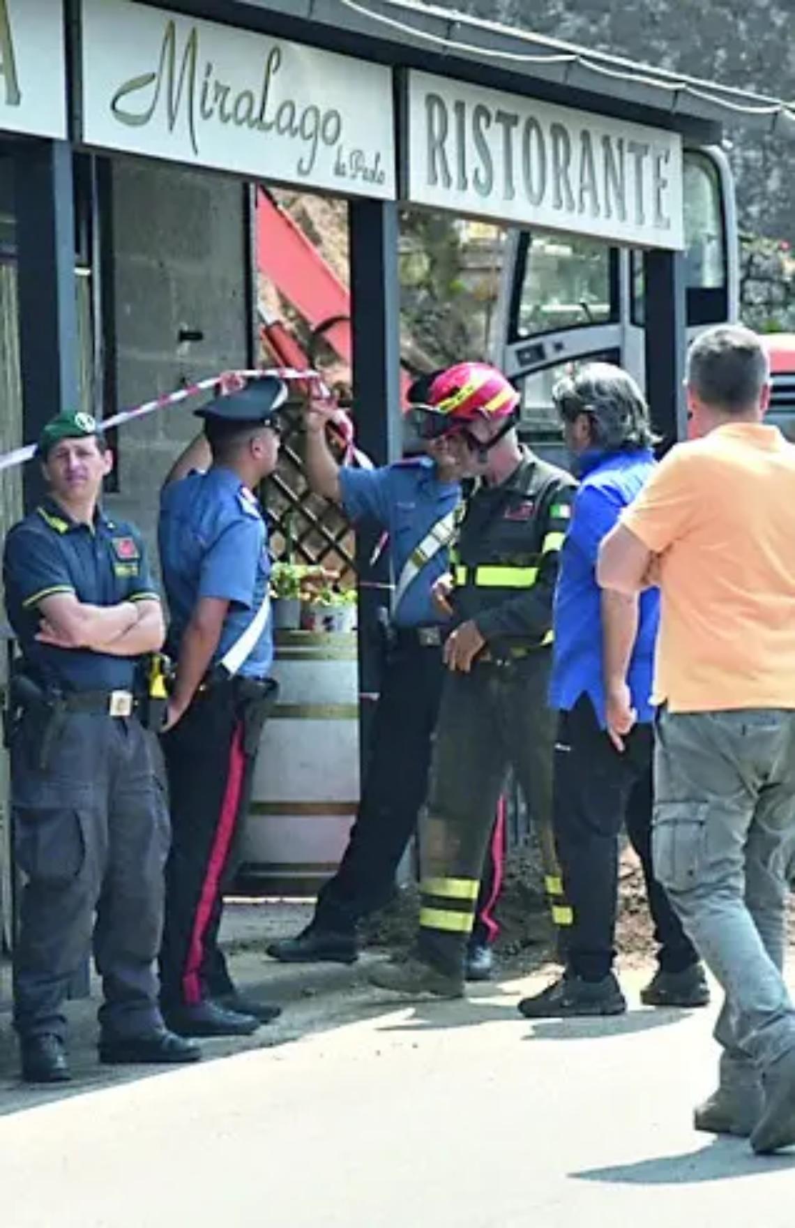 Crollo al Miralago: tre indagati per omicidio colposo