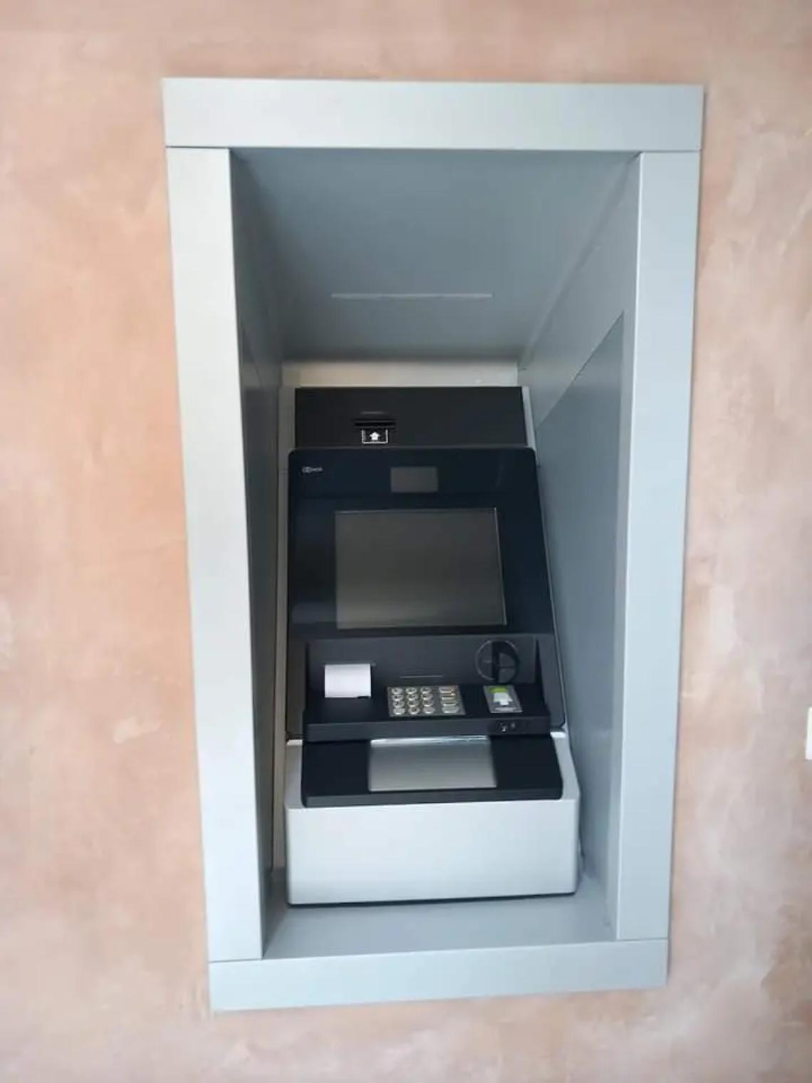 Nuovo bancomat operativo da oggi