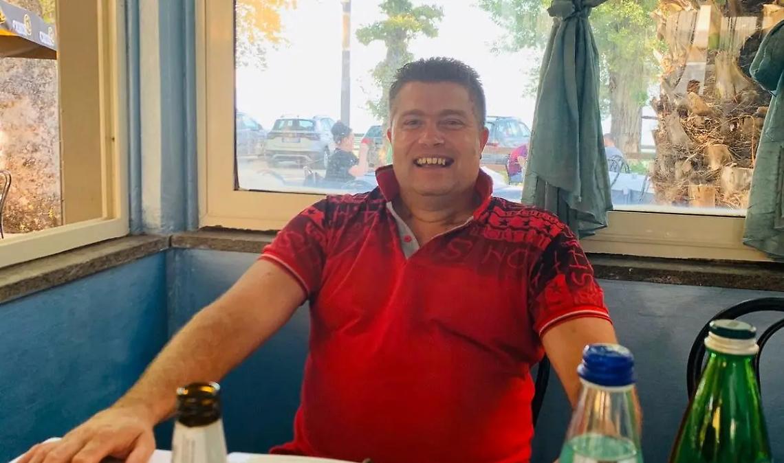 Va al funerale dello zio in Romania e muore in un incidente