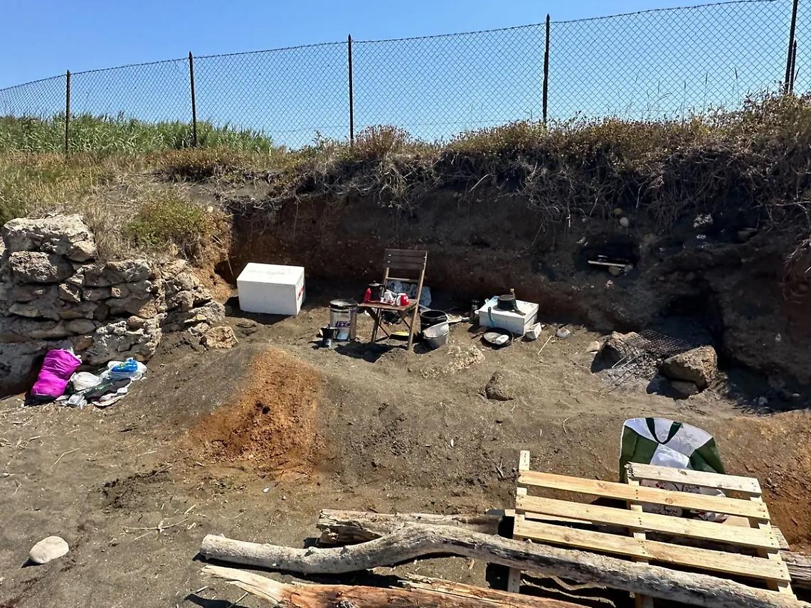 Blitz anti tendopoli in spiaggia