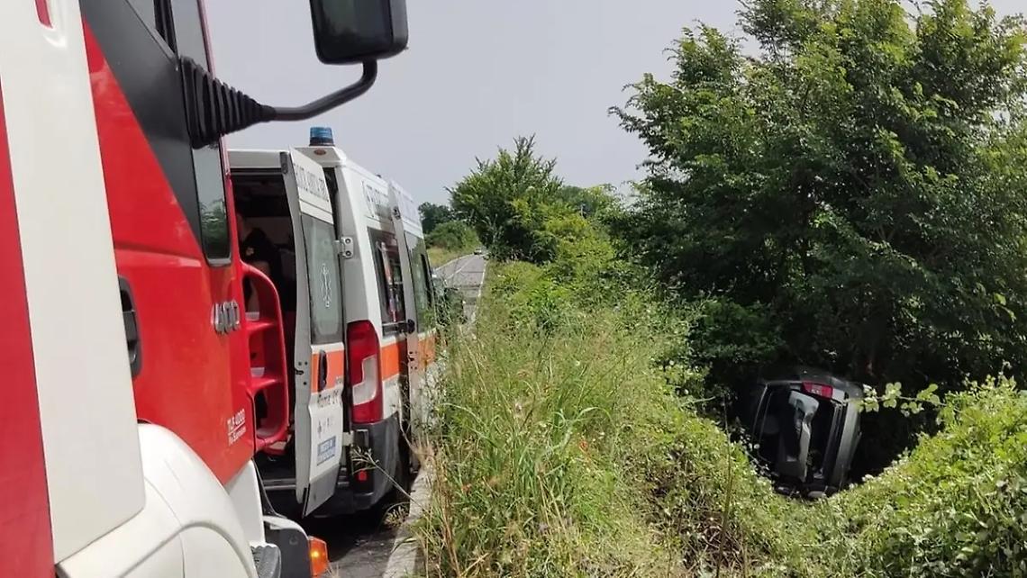 Bus contro auto sulla Cimina, muoiono moglie e marito