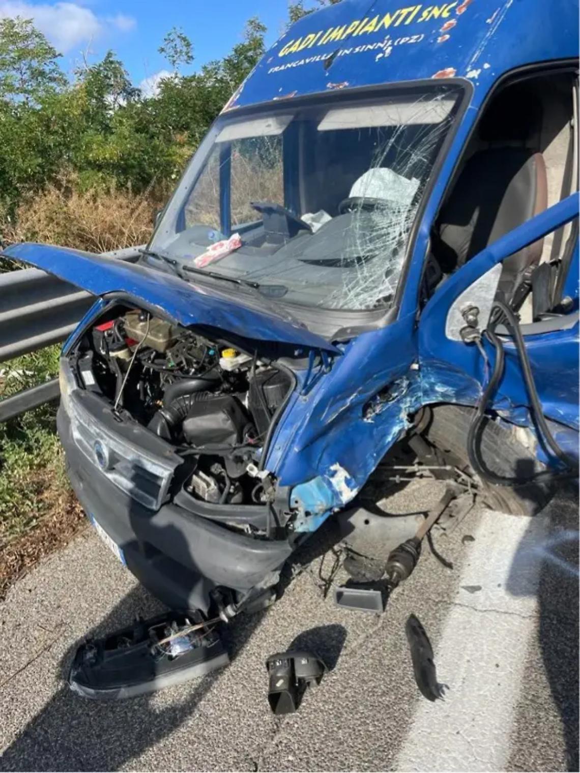 Incidente frontale sull&rsquo;Aurelia: quattro feriti