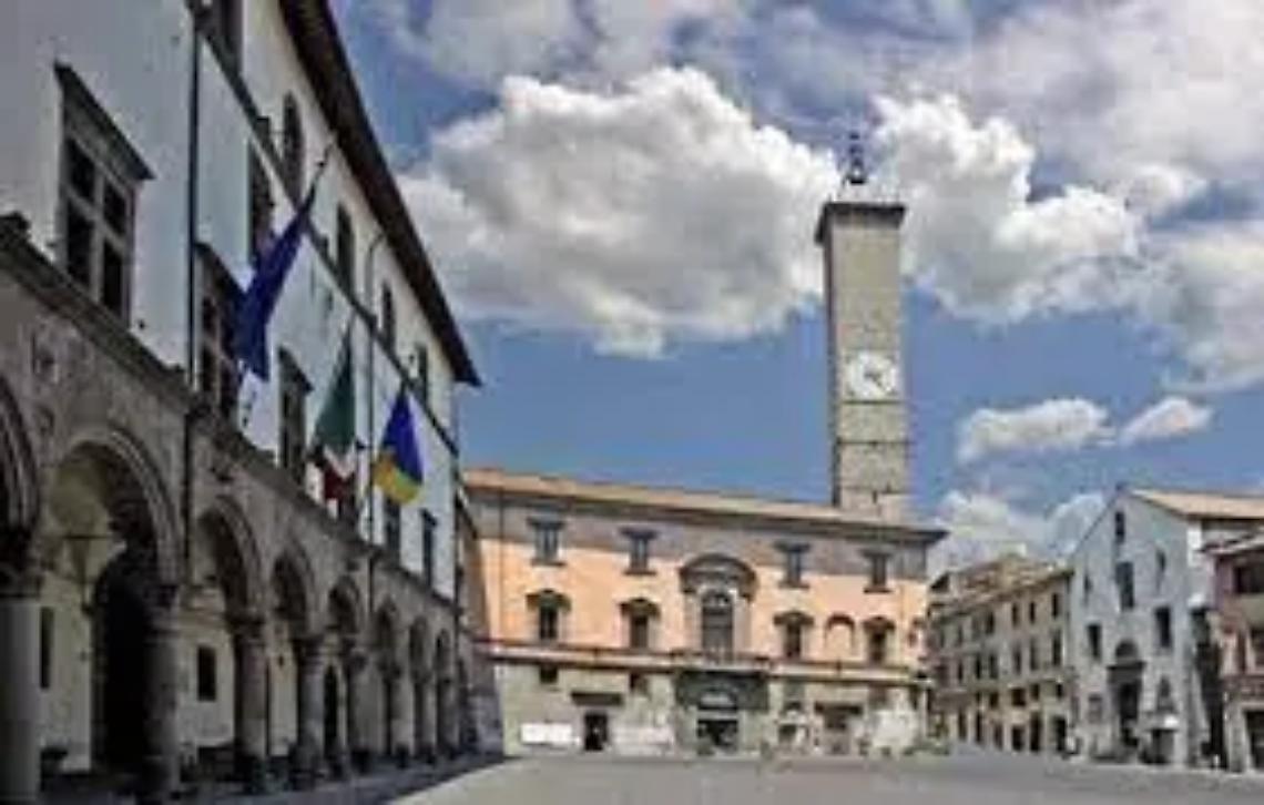 Cultura e Urbanistica: tre sottufficiali dell&rsquo;esercito arrivano a Palazzo dei Priori