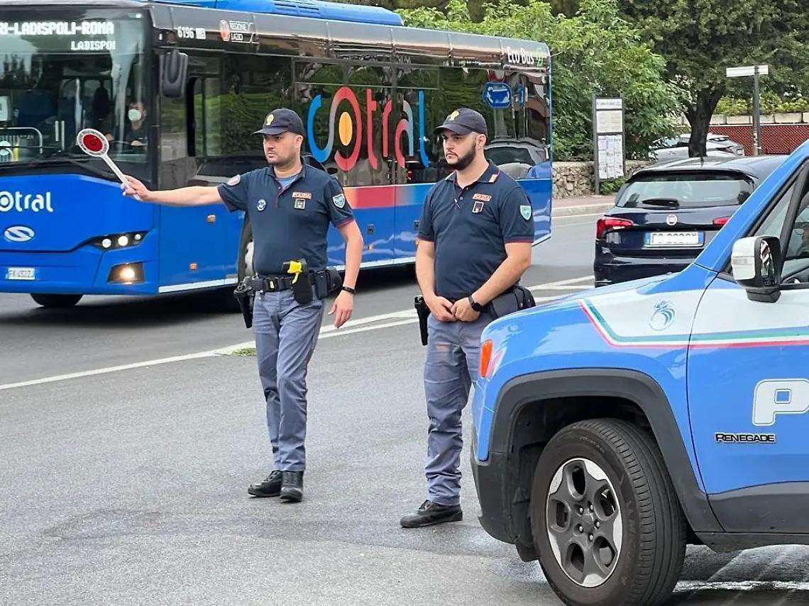 Multe e denunce in strada, sanzionato un bar per vendita d&rsquo;alcol a minori