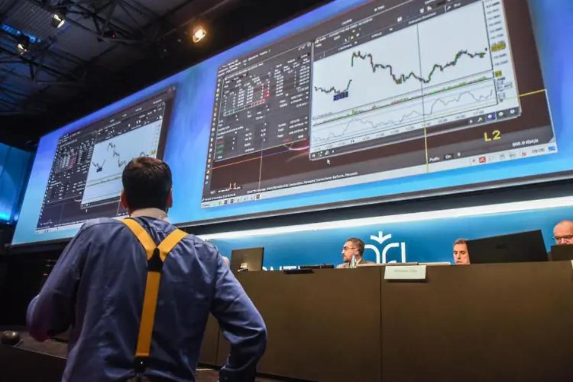 EY: &ldquo;Prestiti e mutui in calo&rdquo;