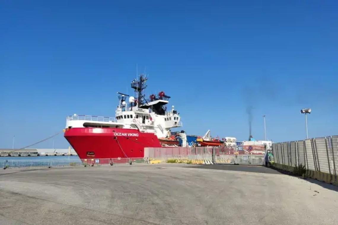 Fermo amministrativo a Civitavecchia per Ocean Viking
