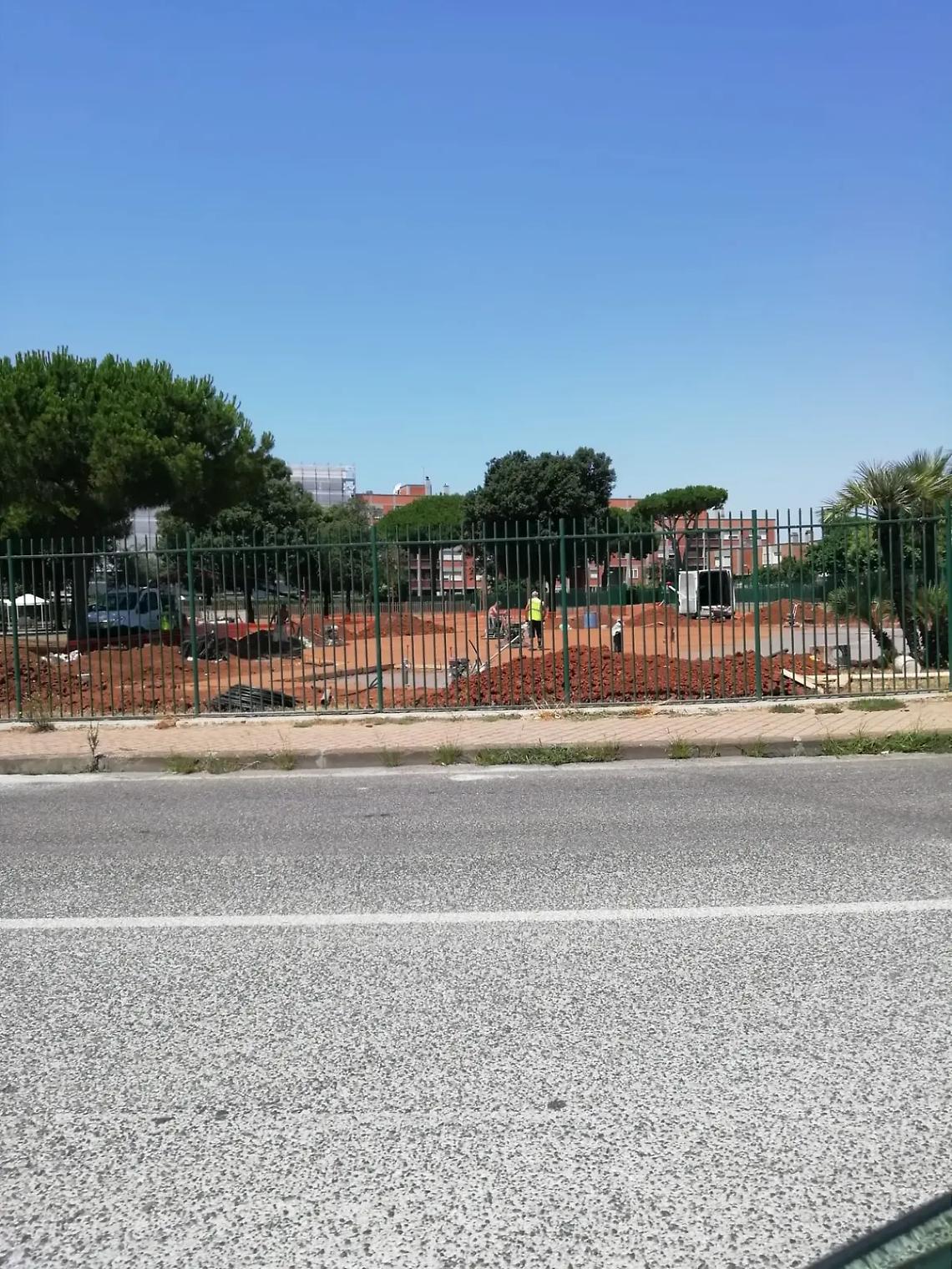 &laquo;Il parco dei bimbi ricoperto da cemento&raquo;