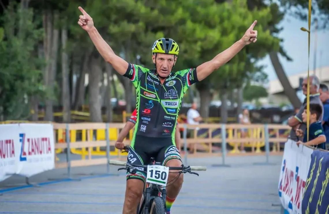 Gianfranco Mariuzzo vince la Lignano XC by Night