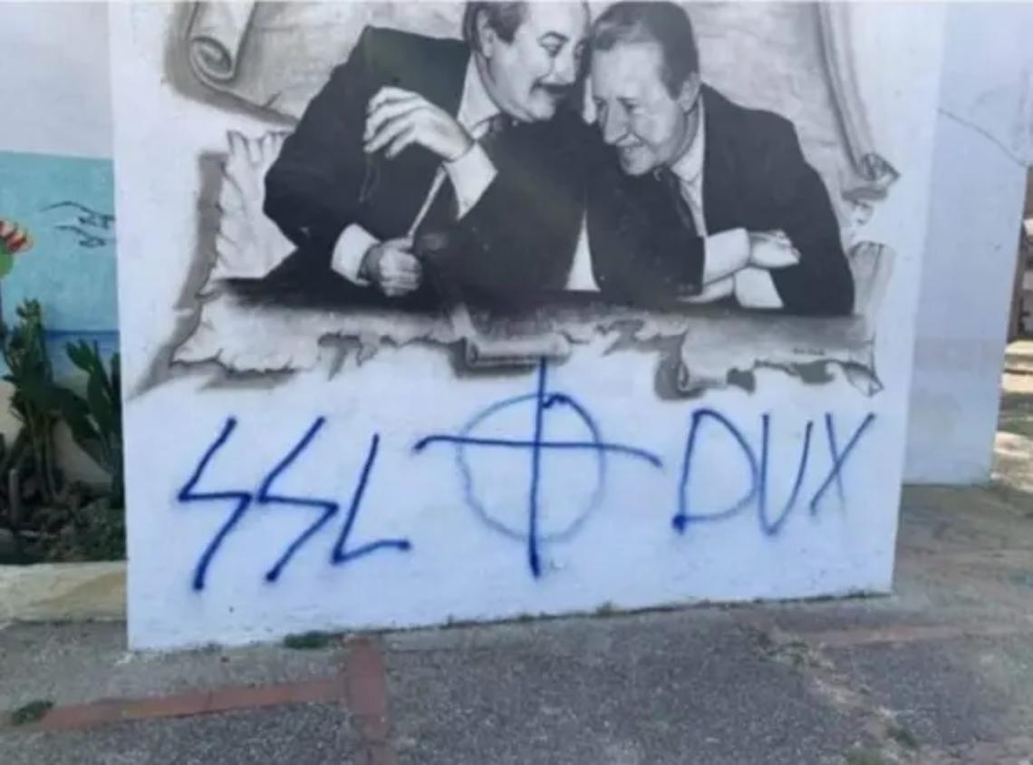 Vandalizzato il murlaes di Falcone e Borsellino