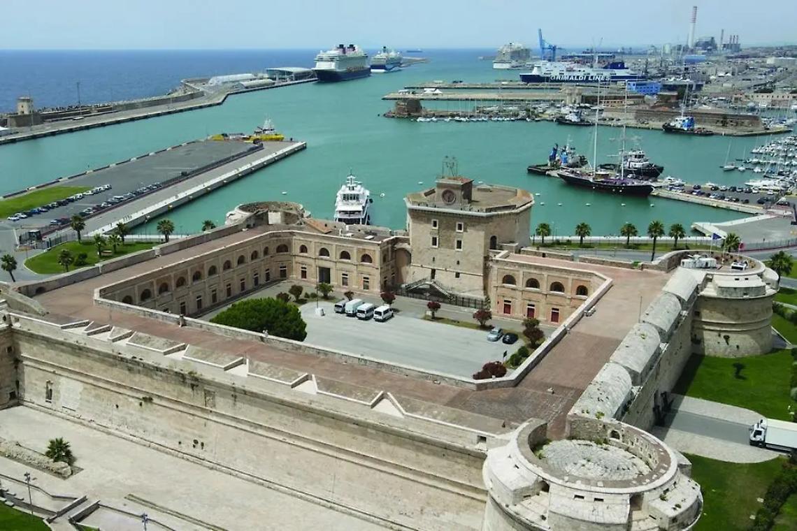 Marina Yachting a Civitavecchia: c&rsquo;&egrave; il s&igrave; definitivo